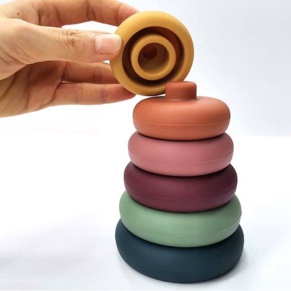 Catchy Silicone Ball and Multicolor Stacking Rings Set - Picture 7 of 14